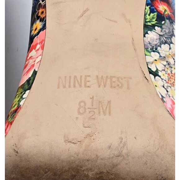 Nine West Floral High Heels Size 8.5M Man Made Material Round Toe - Picture 9 of 9